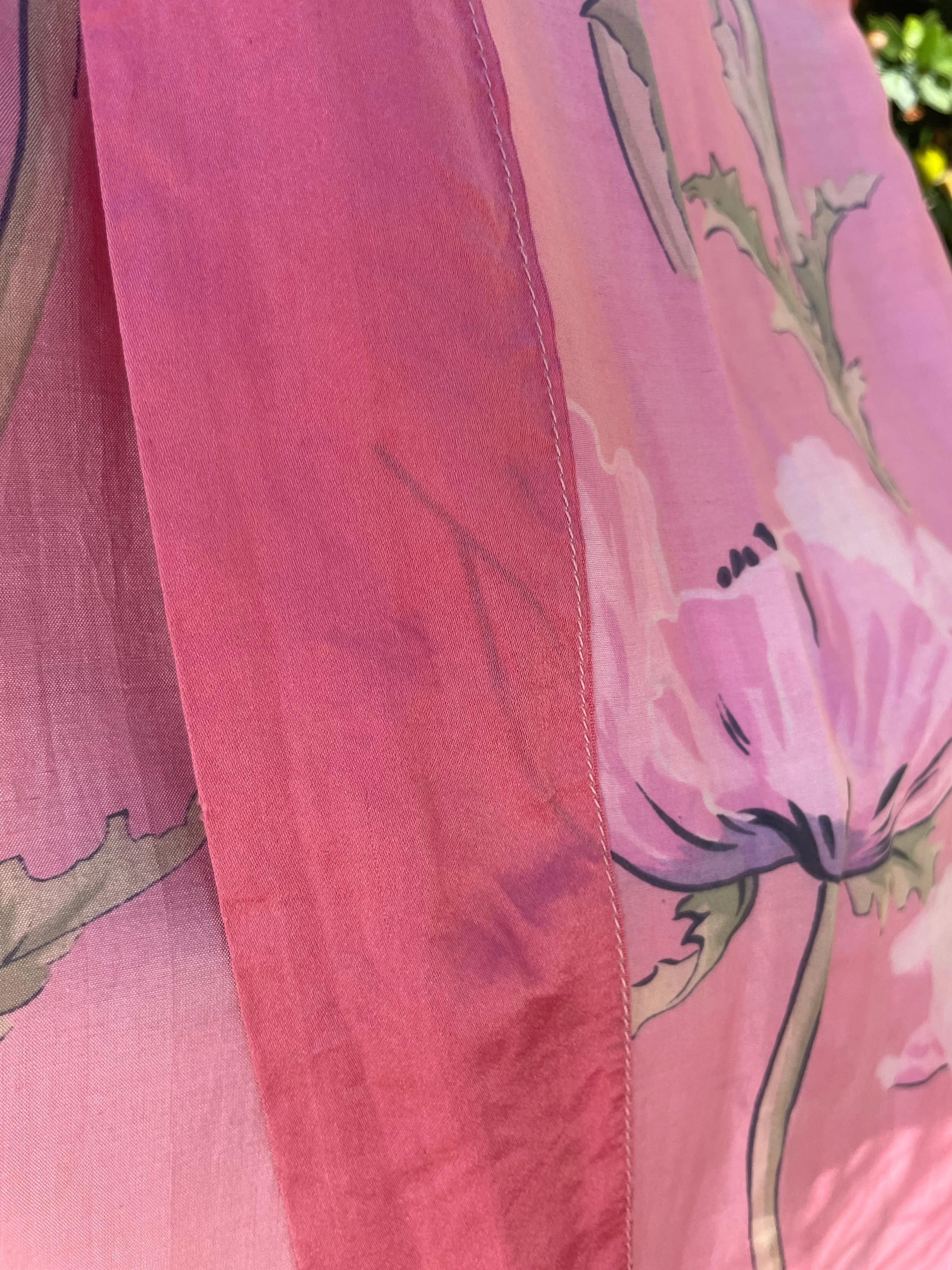 1910s Edwardian Pink Floral Silk Angel Sleeve Dressing Gown
