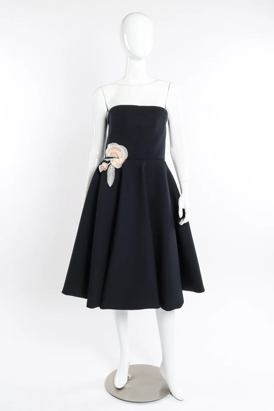 2013 F/W Strapless Floral Appliqué Dress