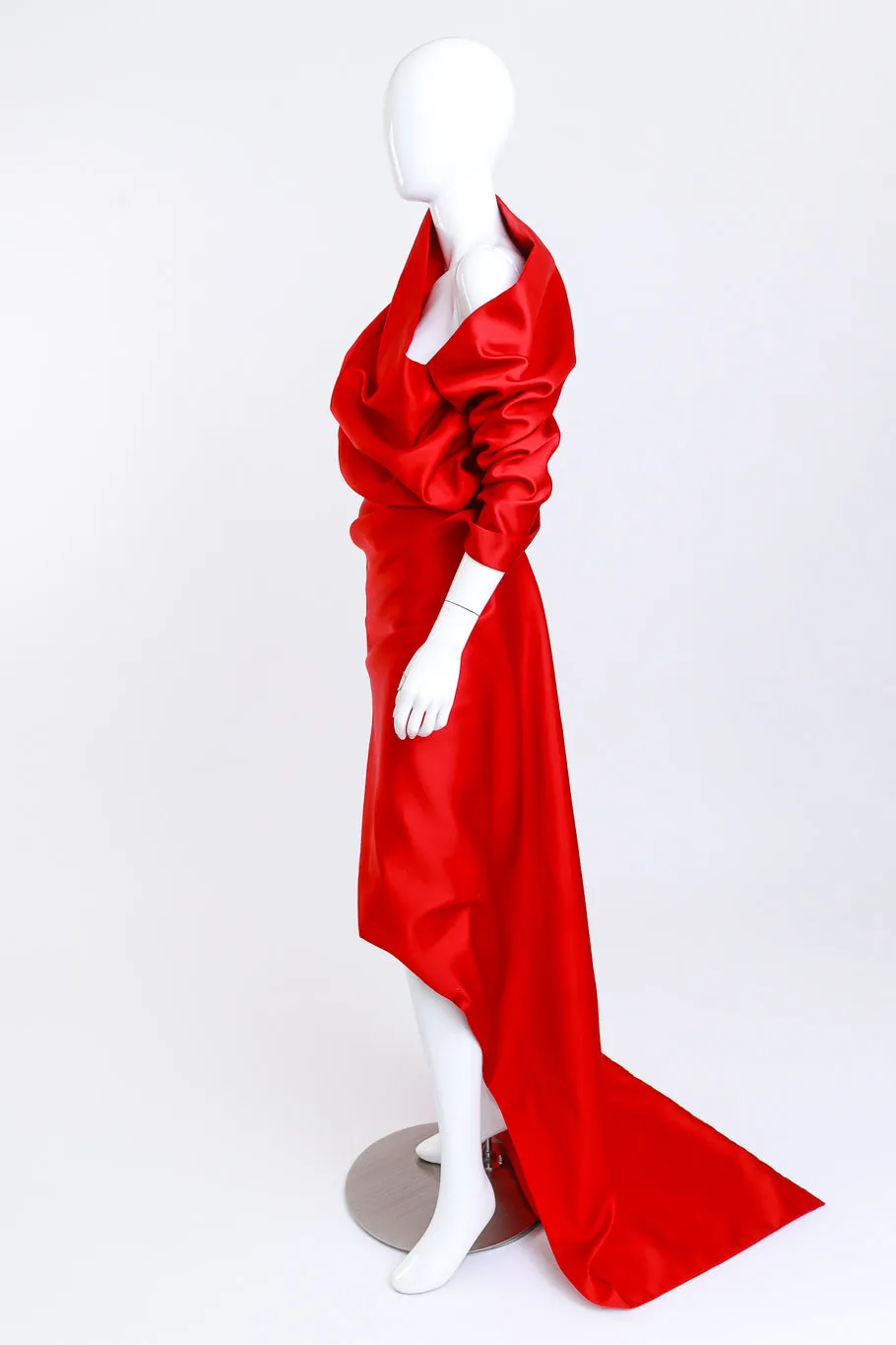 2019 S/S 'Lady in Red' Structural Gown