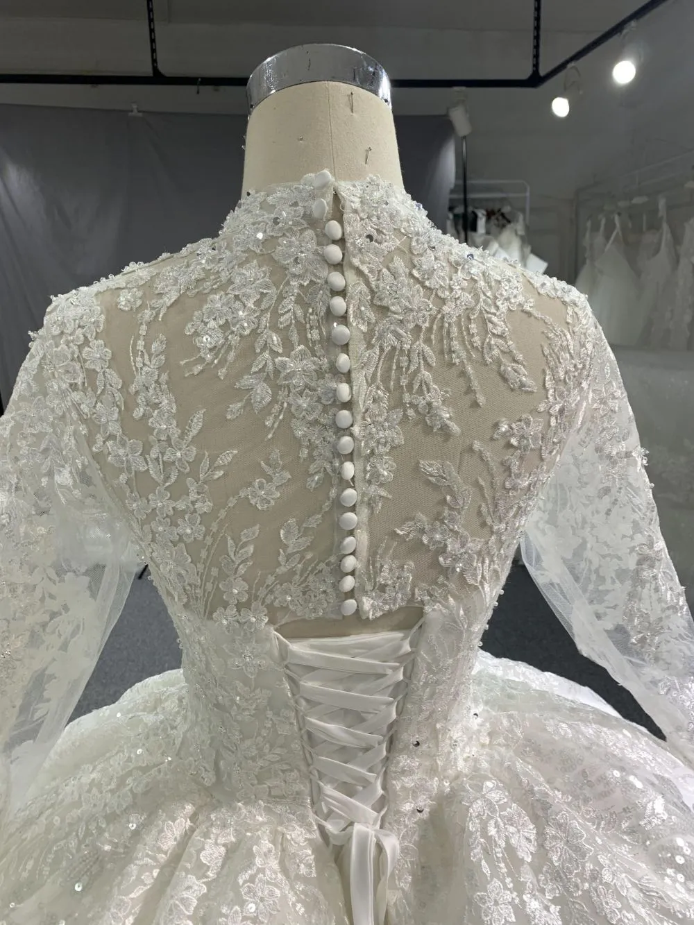 #707 Halter Top Grown Ball Long Sleeve  Weddind Dress