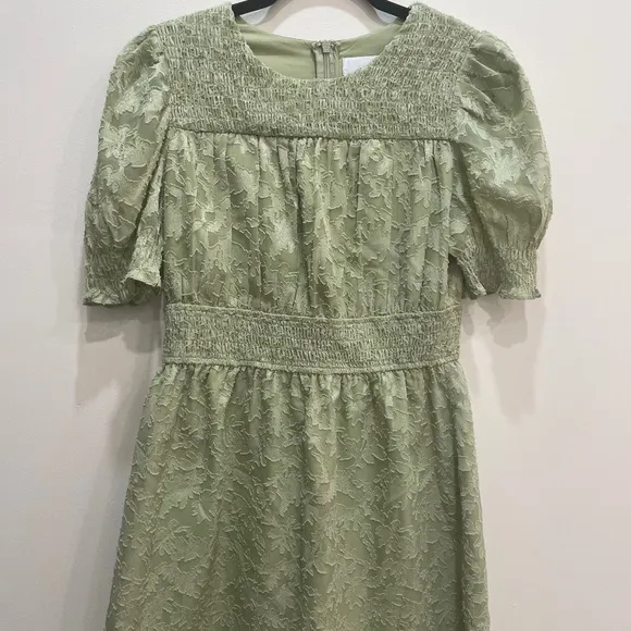 Adelyn Rae Chiffon Smocked Mini Dress puff Sleeve Babydoll Green Medium