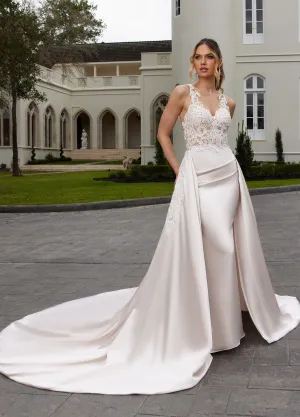 Ashley & Justin: Edna - 11232