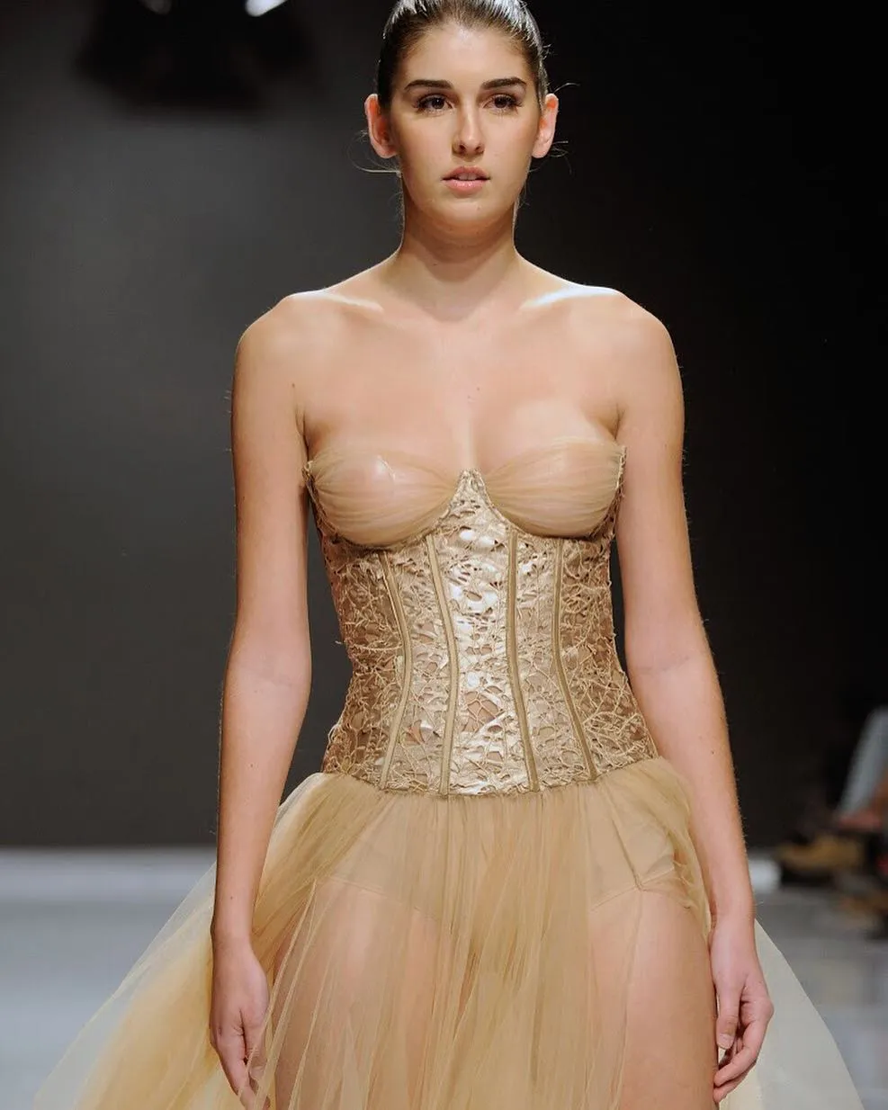 AURUM Look 3