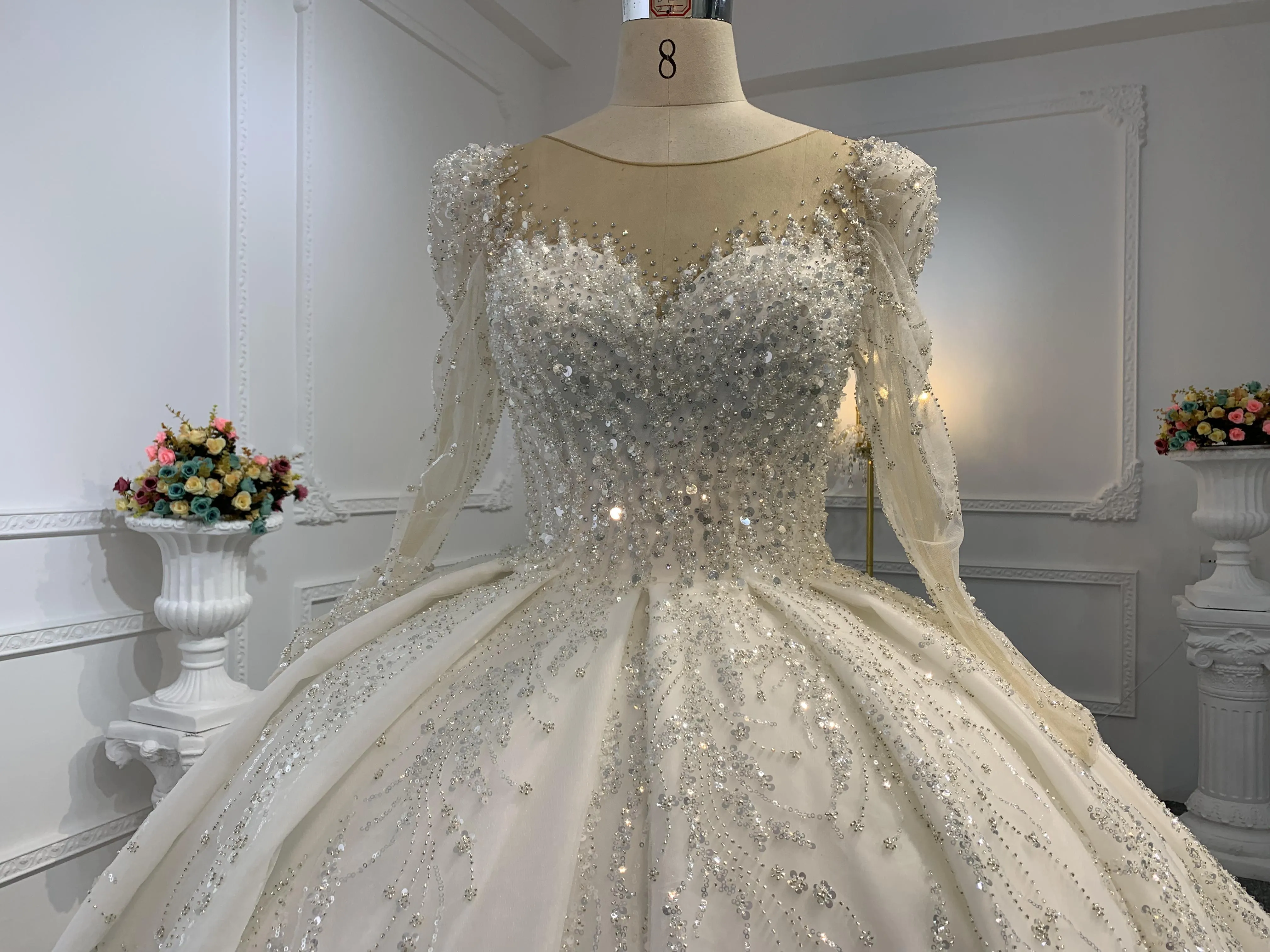 B233- BYG Sweet heart neckline beading lace wedding ball gown with puff sleeves