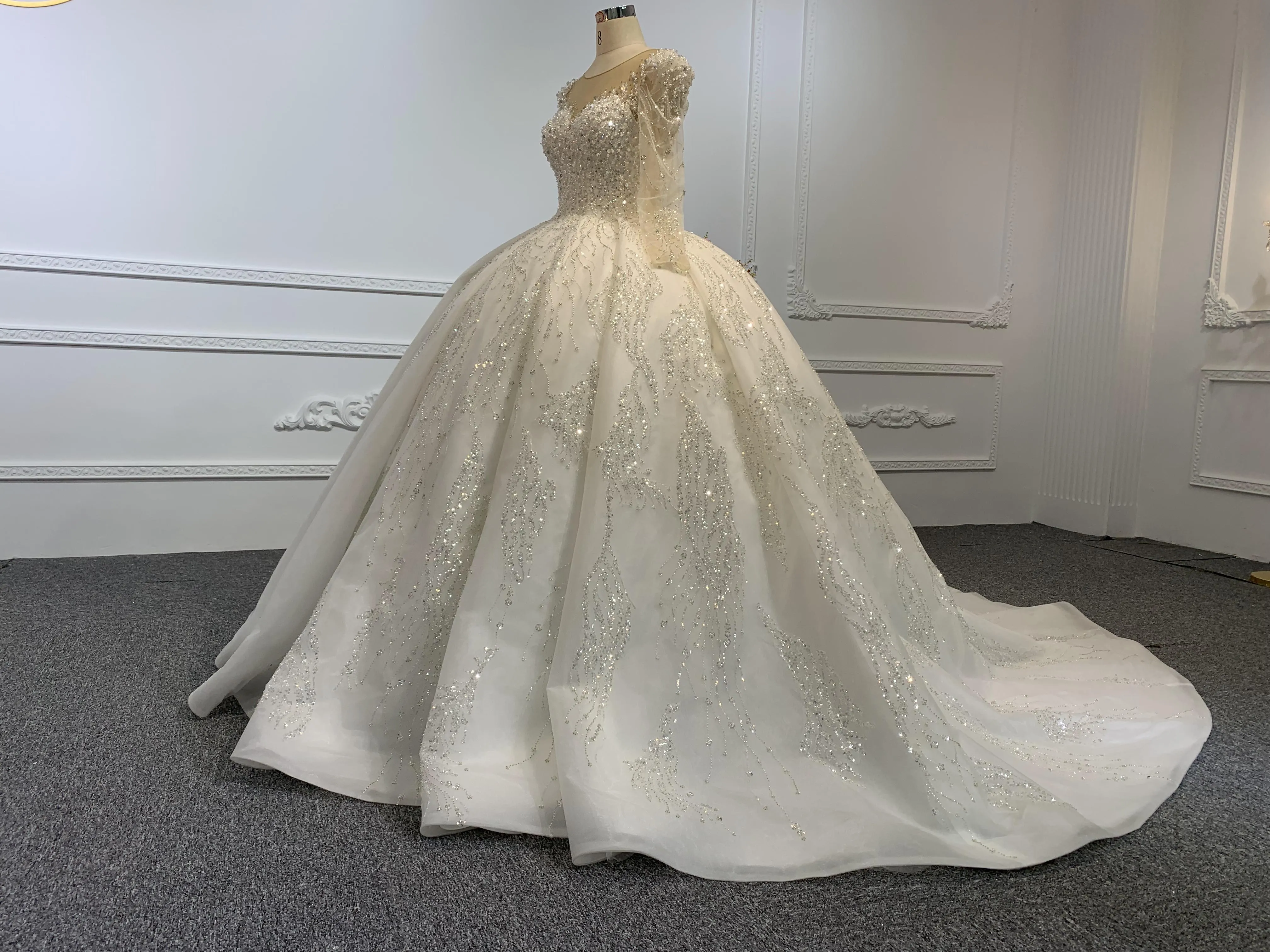 B233- BYG Sweet heart neckline beading lace wedding ball gown with puff sleeves