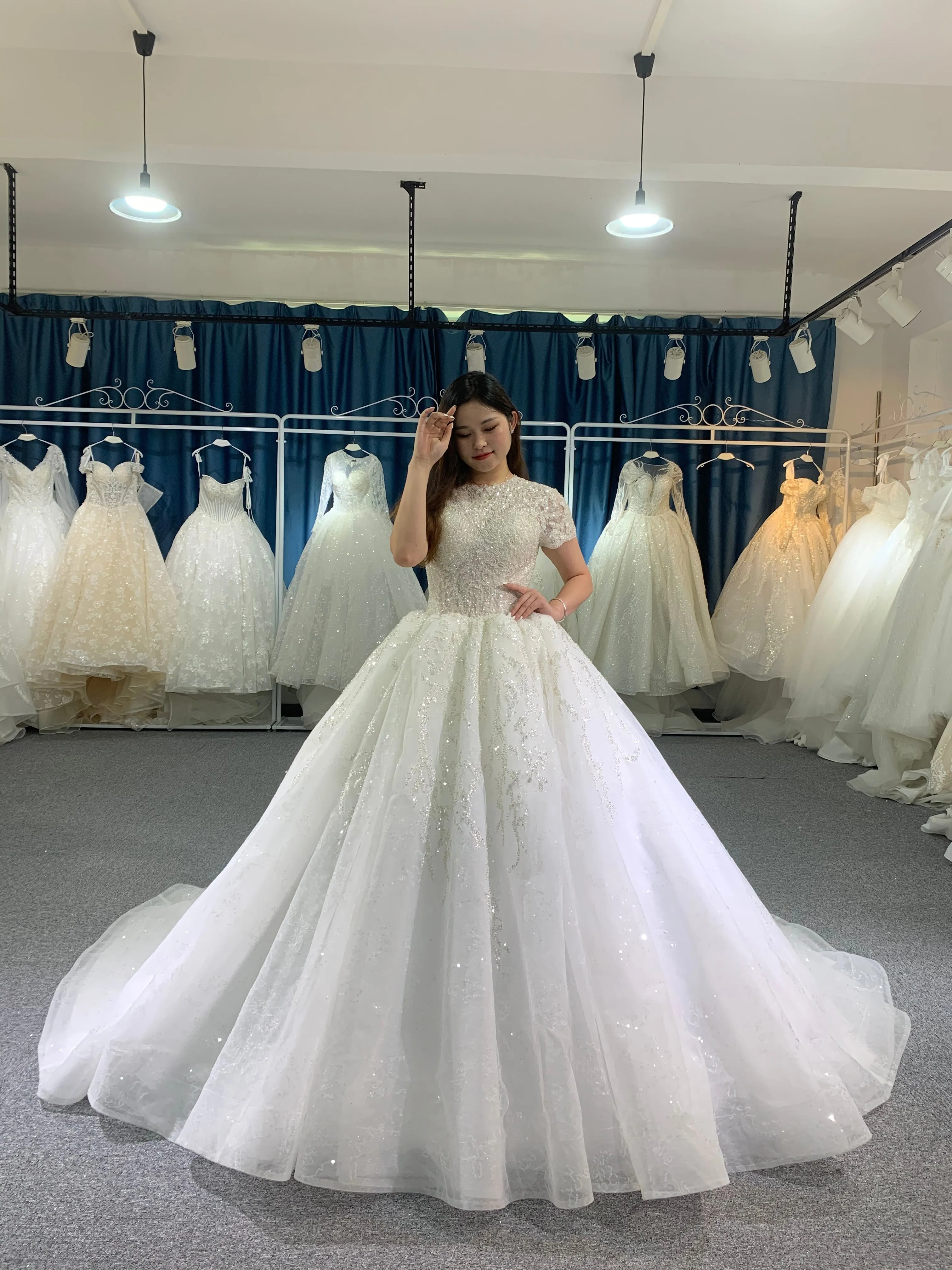 BYG 2020 fashion style short sleeves wedding dress
