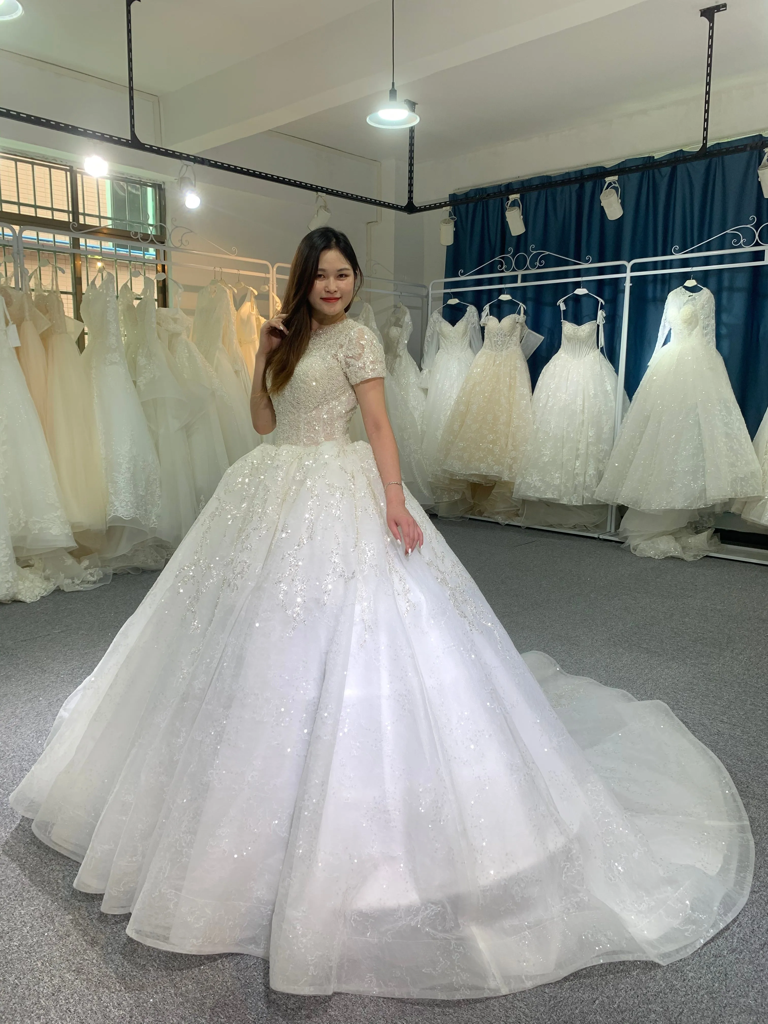 BYG 2020 fashion style short sleeves wedding dress