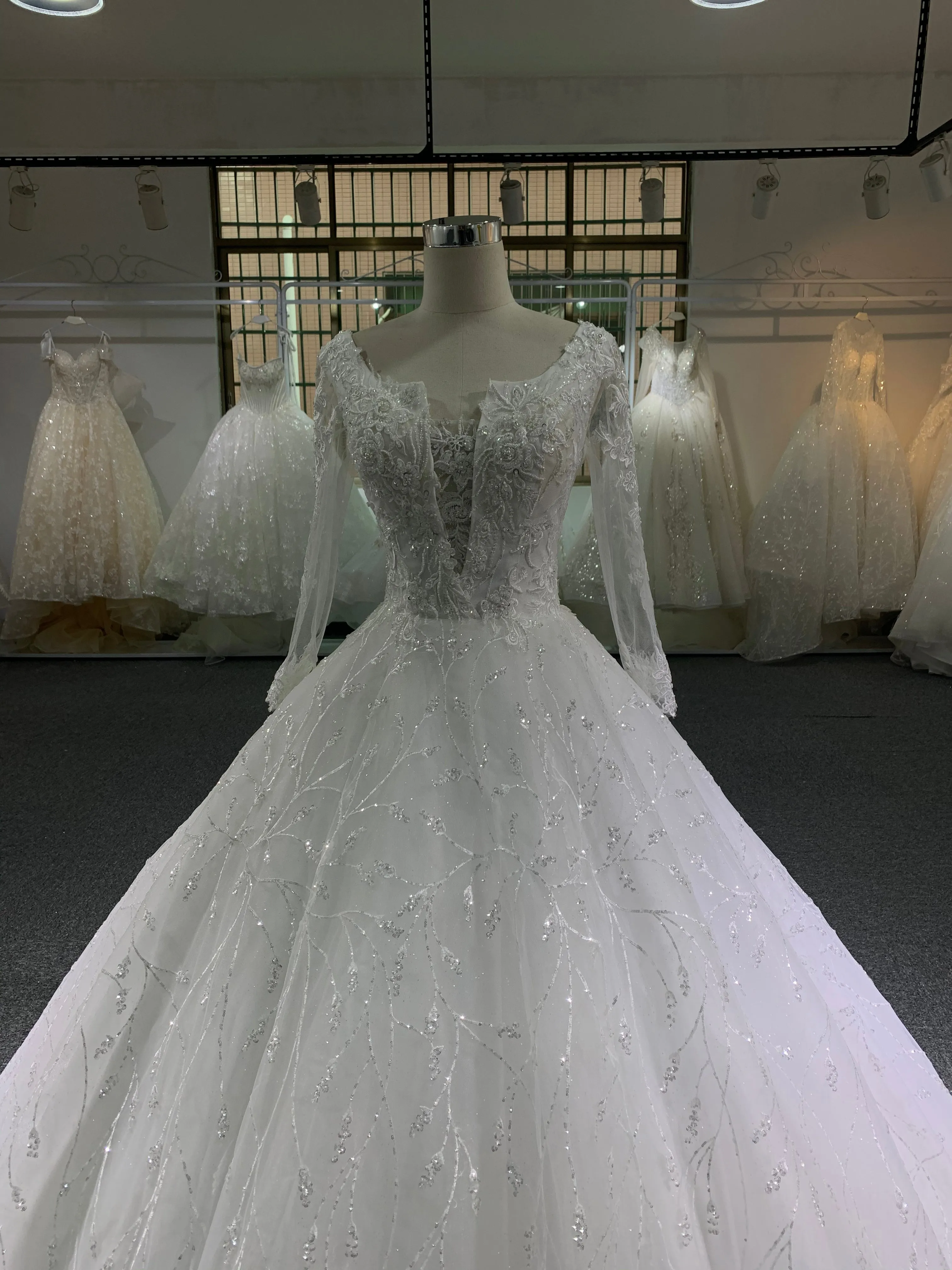 BYG fashion design style elegance wedding dress