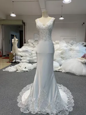 BYG lace satin mermaid dress white color