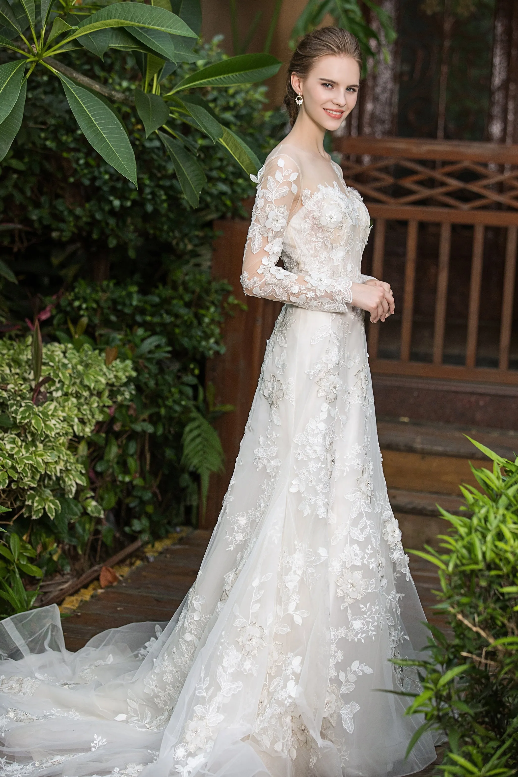 Camillia - Selena Huan shimmering 3D embroidered lace appliqué released mermaid gown