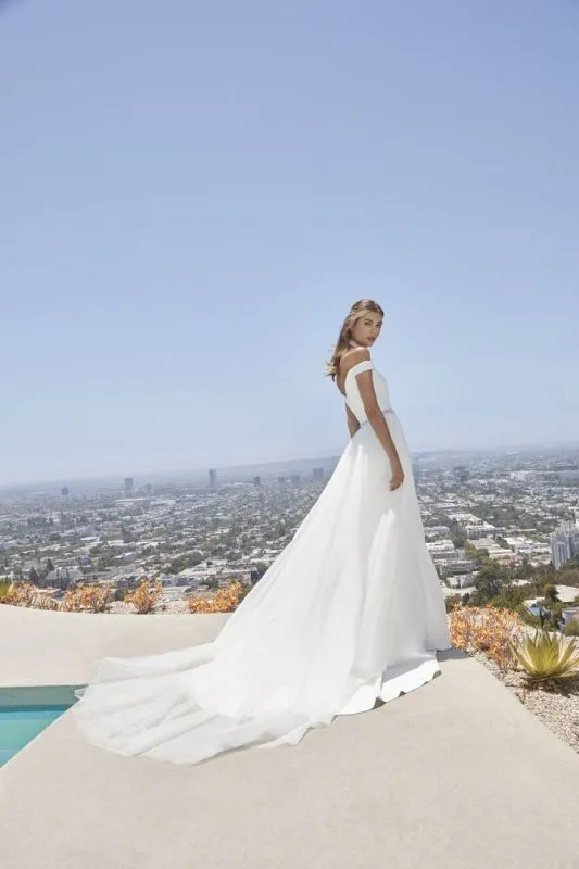 Casablanca Size 6 LE119 Bondi Ivory Gown