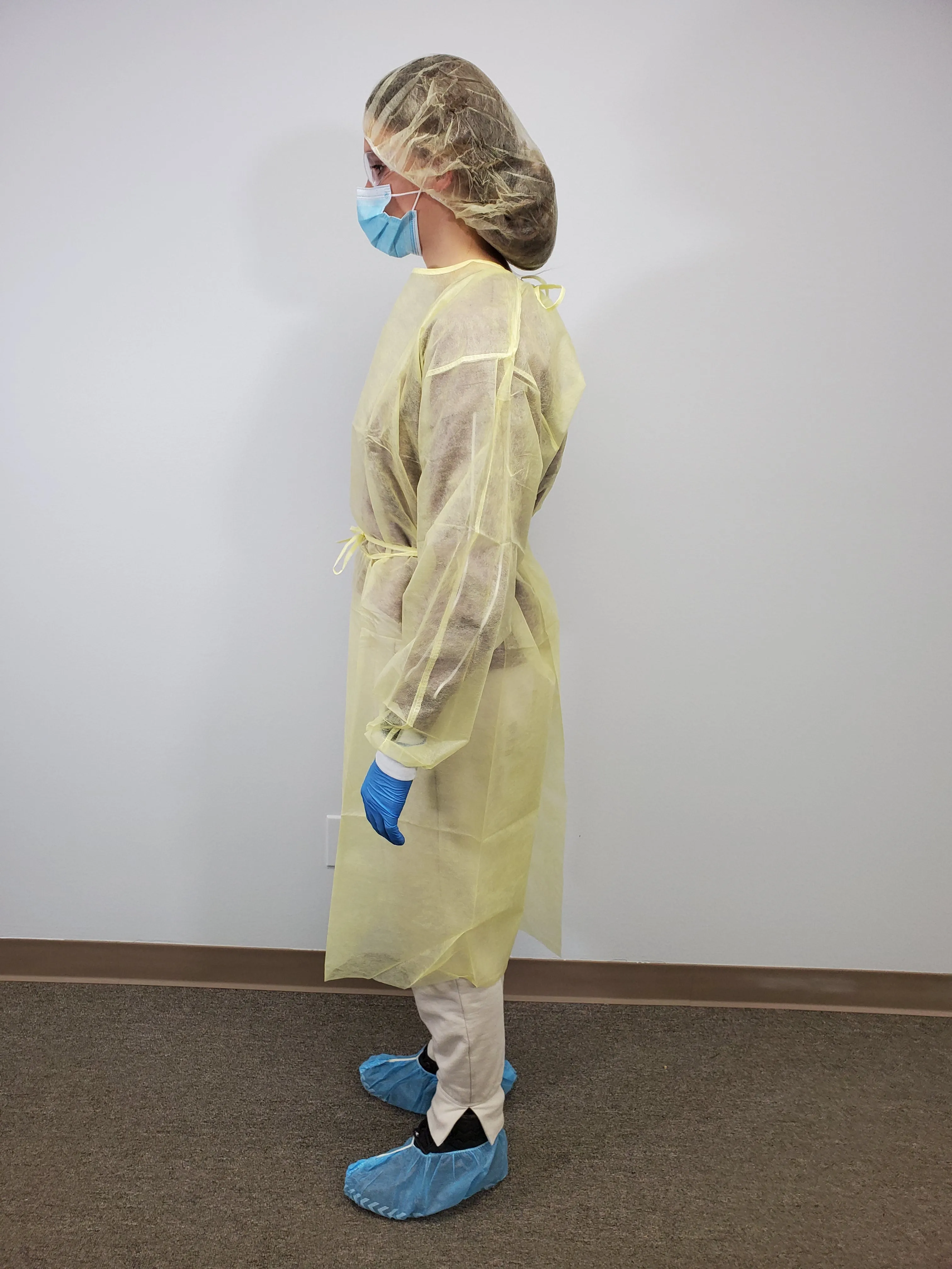 Disposable Yellow Gown 24gsm PP // 100pcs per Case