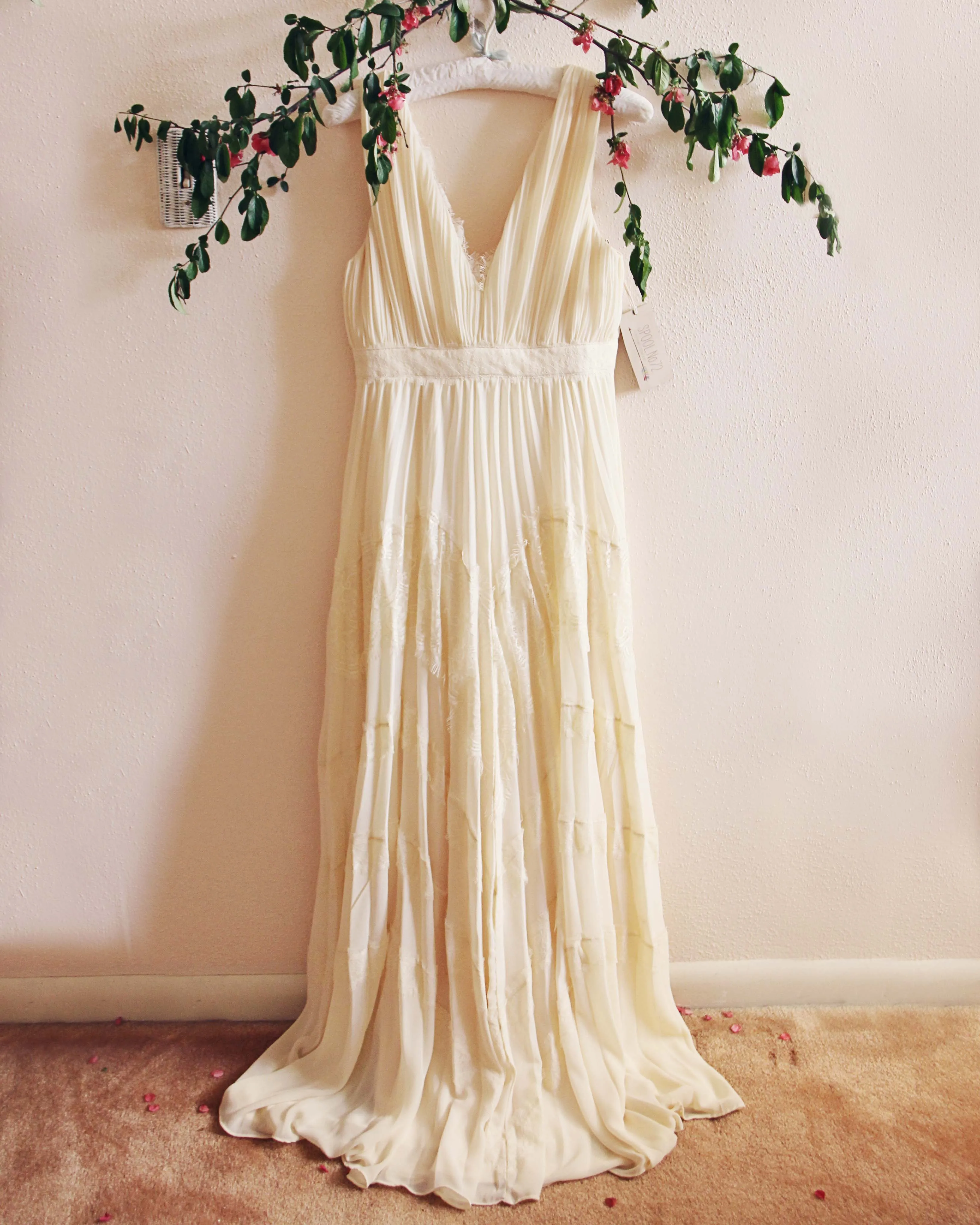 Grecian Lace Dress in Cream