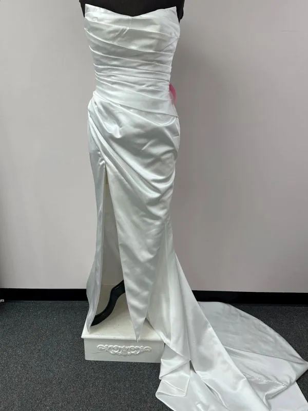 Ivoire by Kitty Chen Size 14 Maureen Diamond White Gown