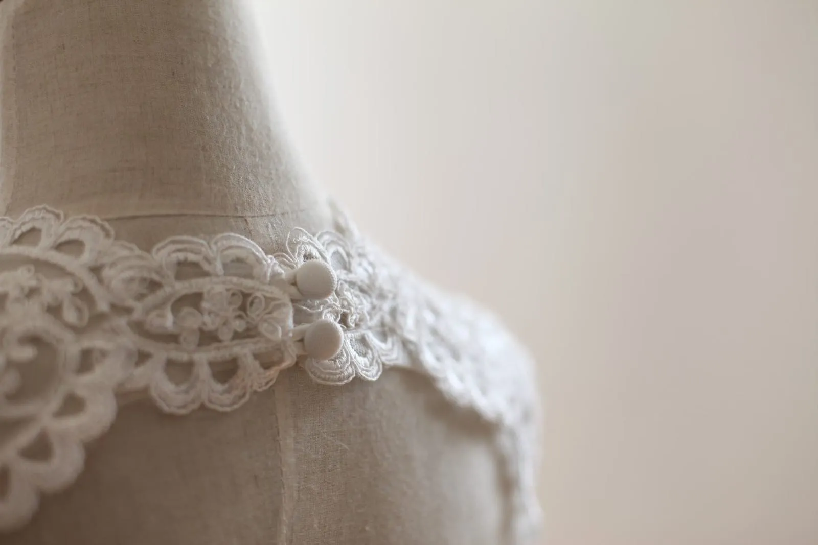 Ivory Lace Chiffon Keyhole Back Empire Waist Wedding Maternity Dress