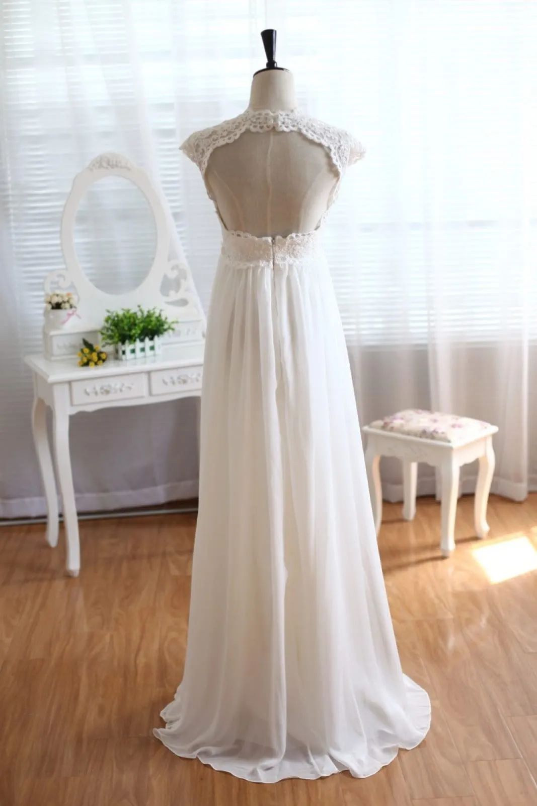Ivory Lace Chiffon Keyhole Back Empire Waist Wedding Maternity Dress