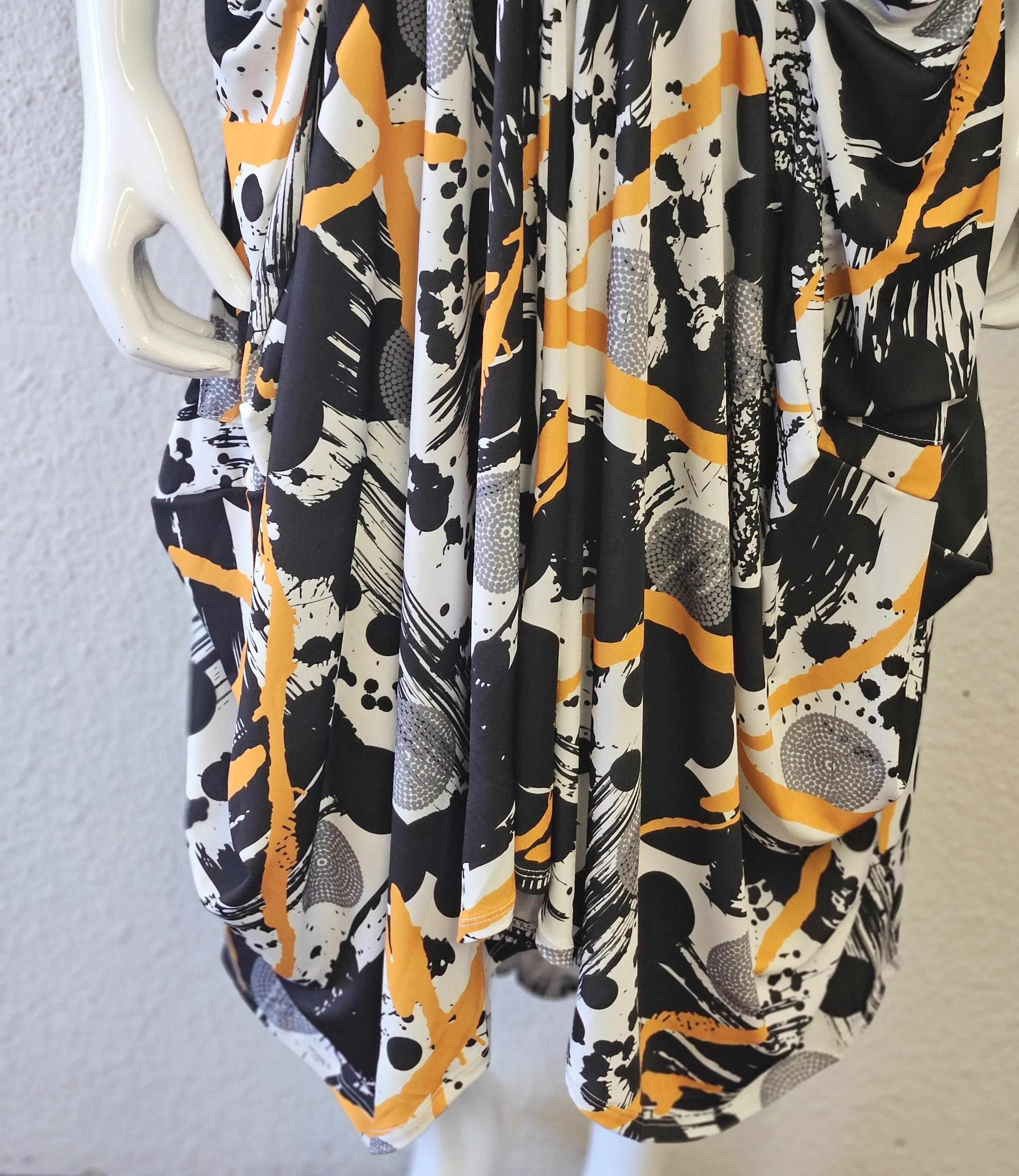 Kozan Sleeveless Dante Dress In Negroni