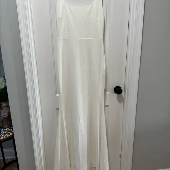 Lulus Loving Fate size Medium White Bow Square Neck Backless Maxi Wedding Dress