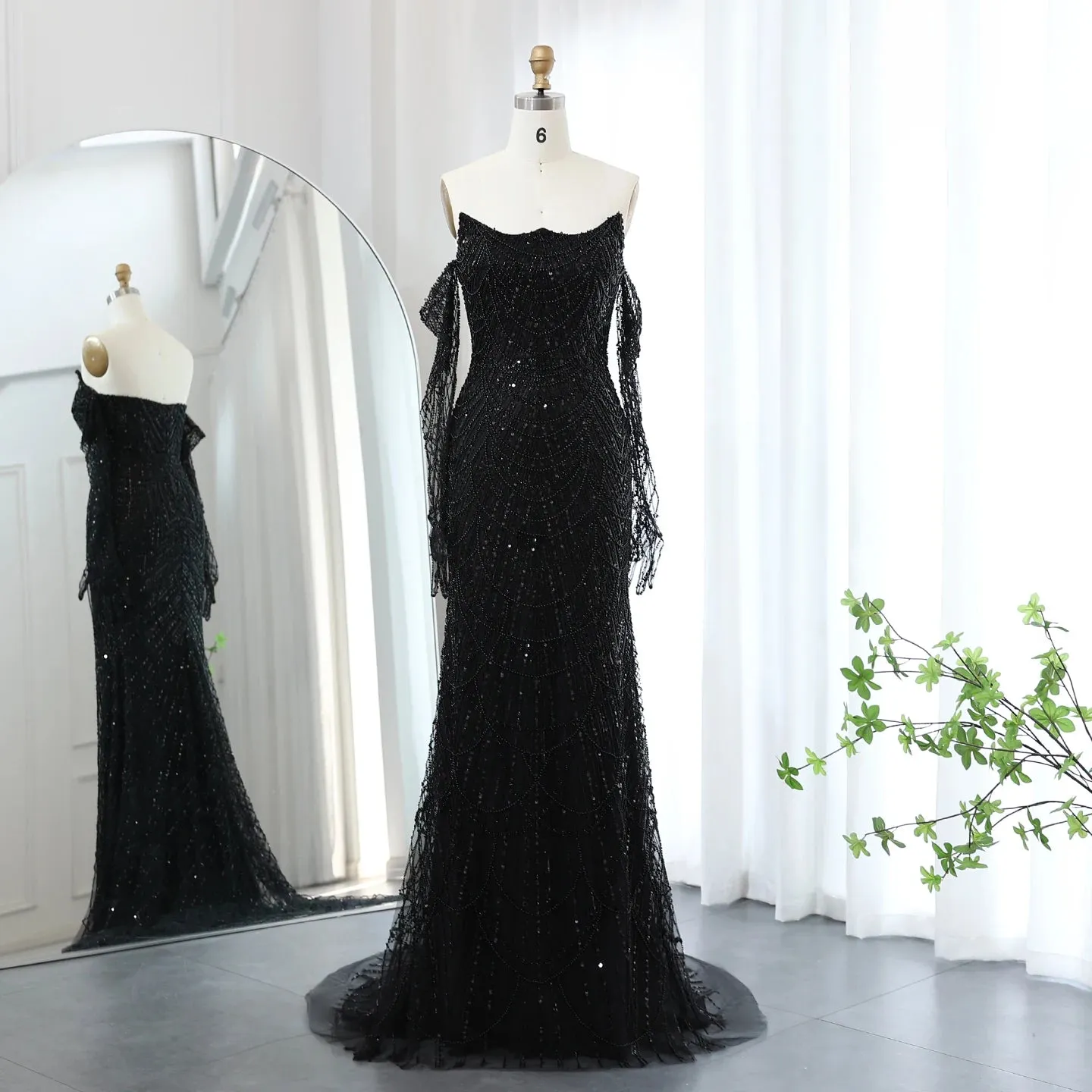 Luxury Strapless Green Evening Dress with Gloves