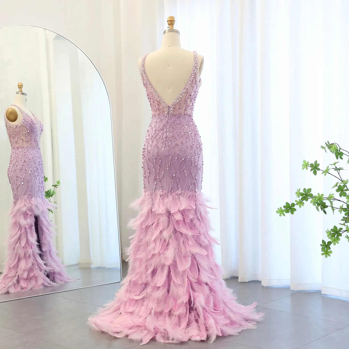 Luxury V-Neck Feathers Pink Mermaid Evening Dress