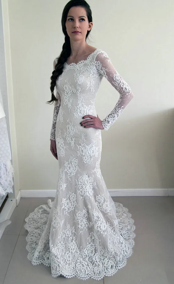 Mermaid Long Sleeve Lace Deep V-back Wedding Dress