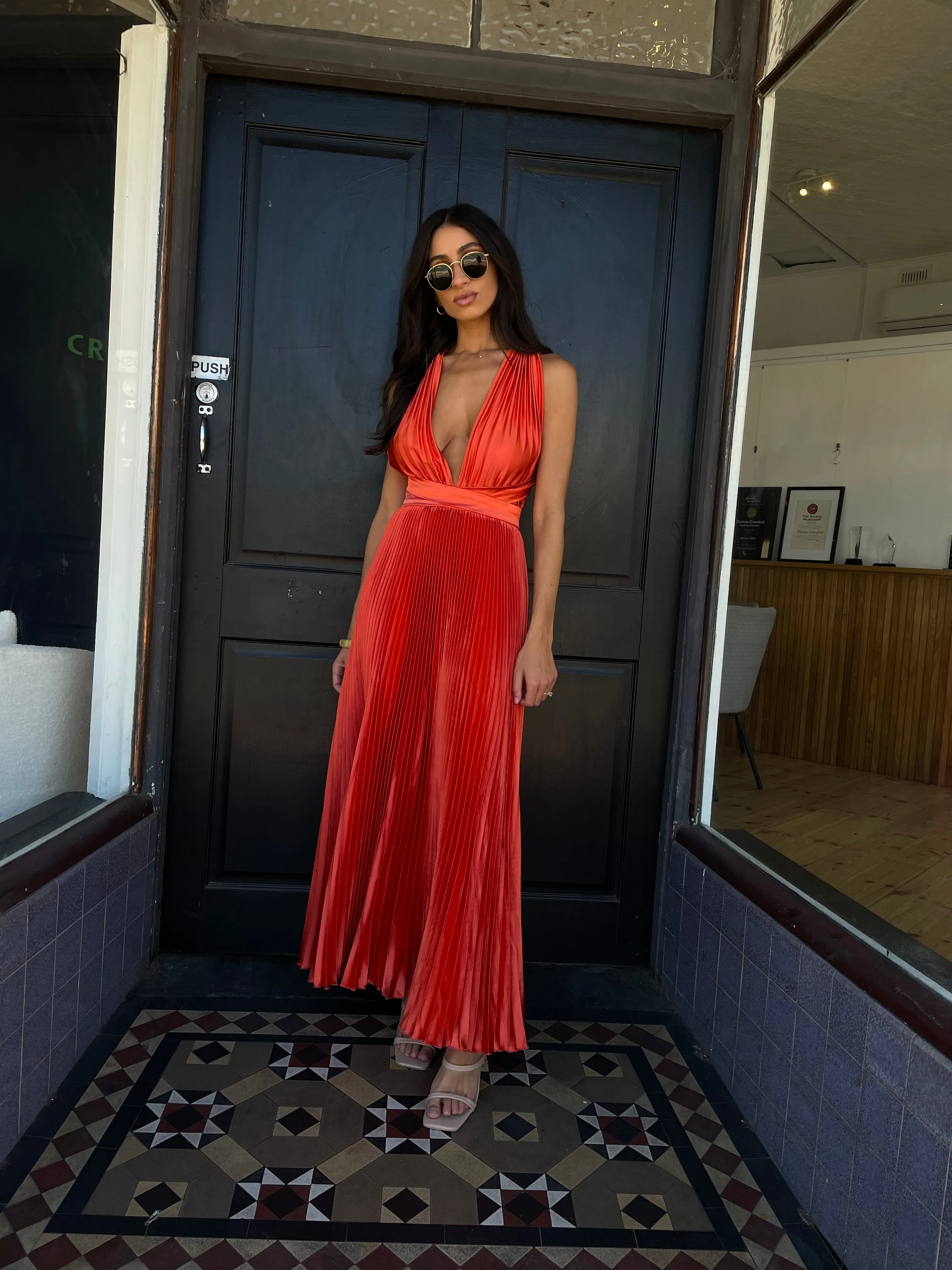 MODERNSITE GOWN