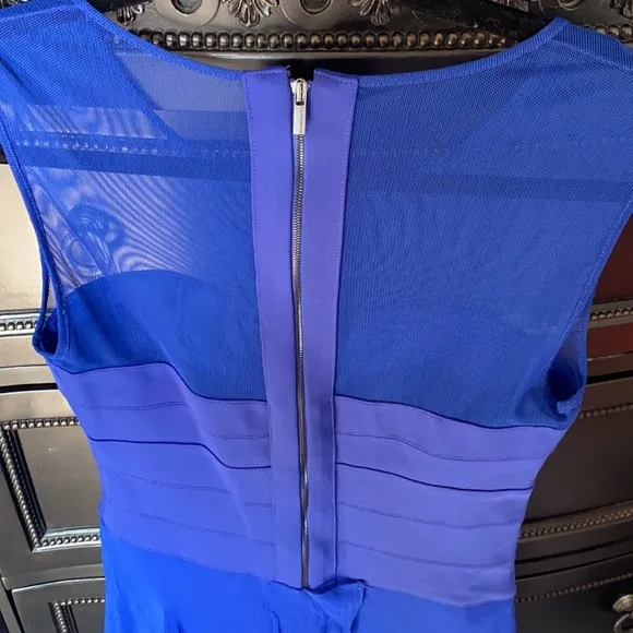 NEW BCBG MaxAzria Blue Miranda Sleeveless Ponte and Silk Dress Size 4P