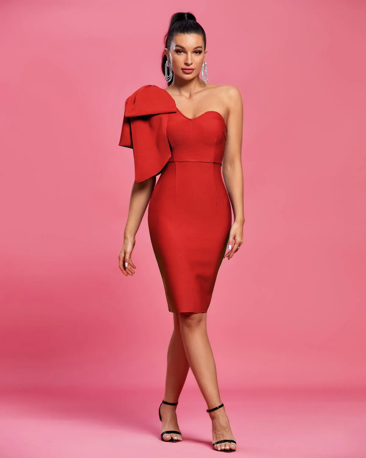 One Shoulder Bowknot Bandage Dress
