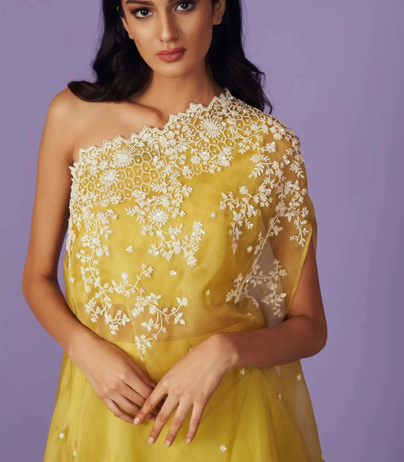 ONE SHOULDER CAPE SET