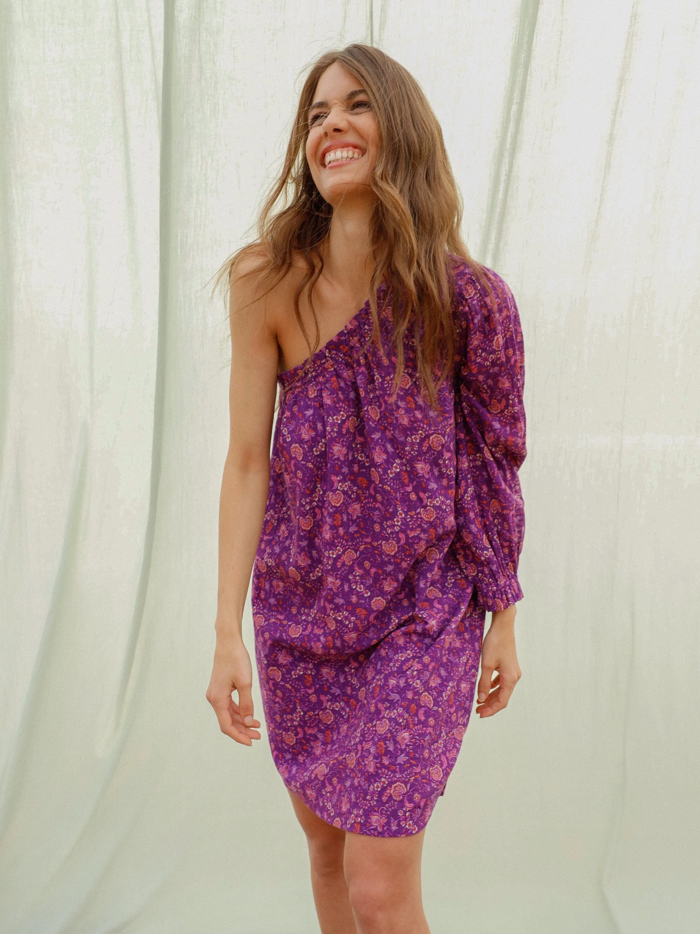 ONE SHOULDER DRESS