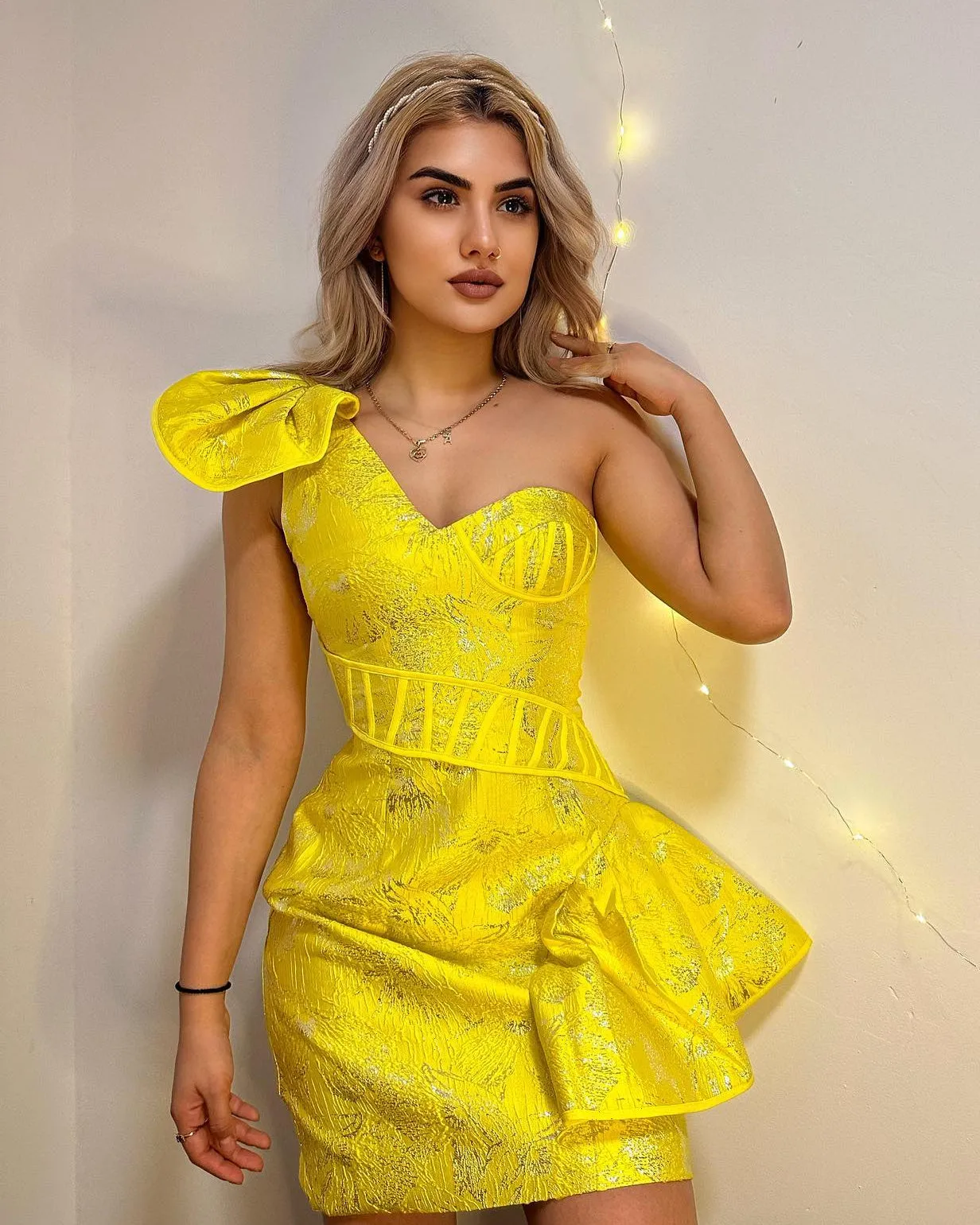 One Shoulder Sleeveless Frill Mini Bodycon Dress