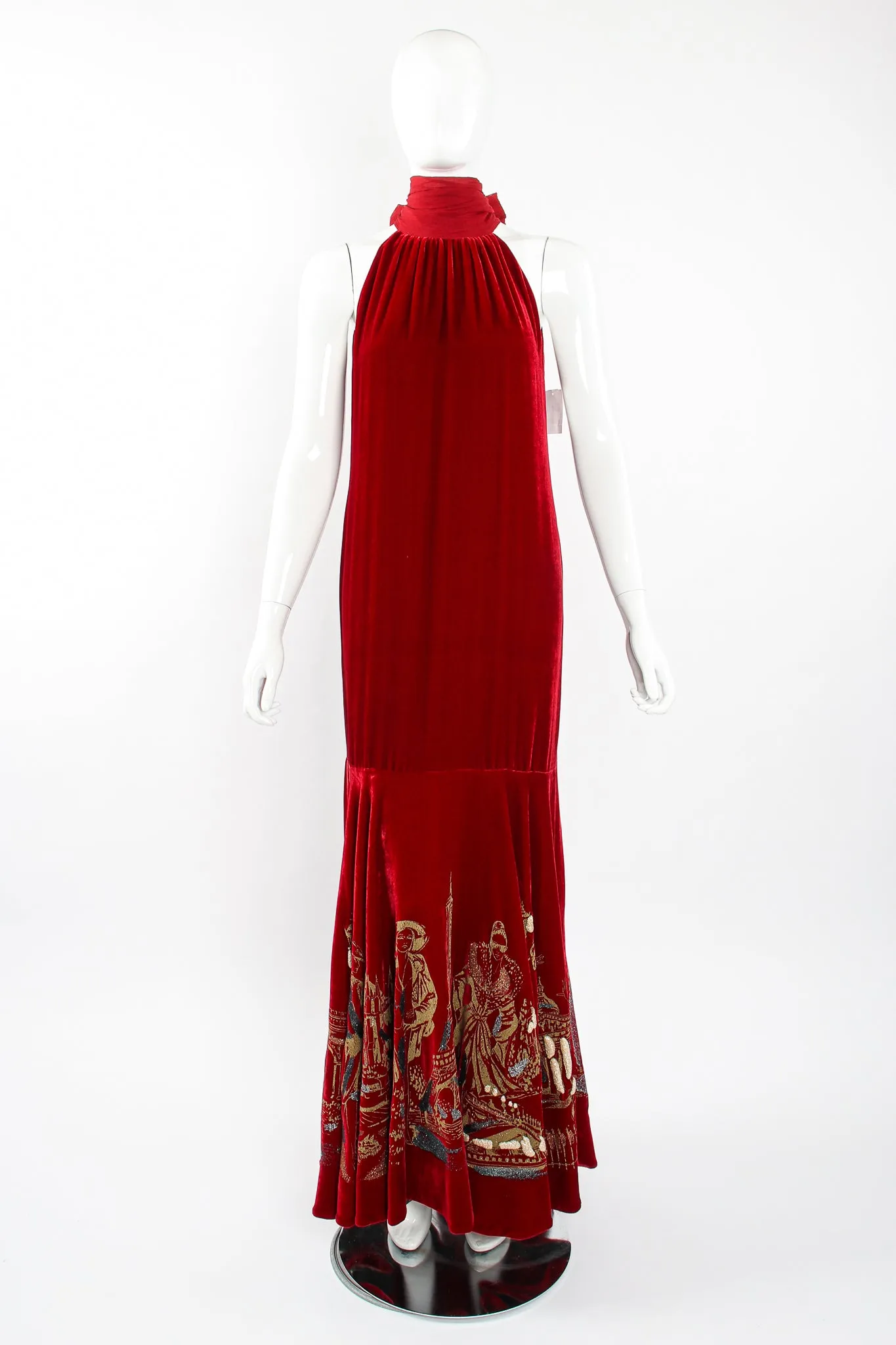 Parisienne Velvet Trumpet Gown
