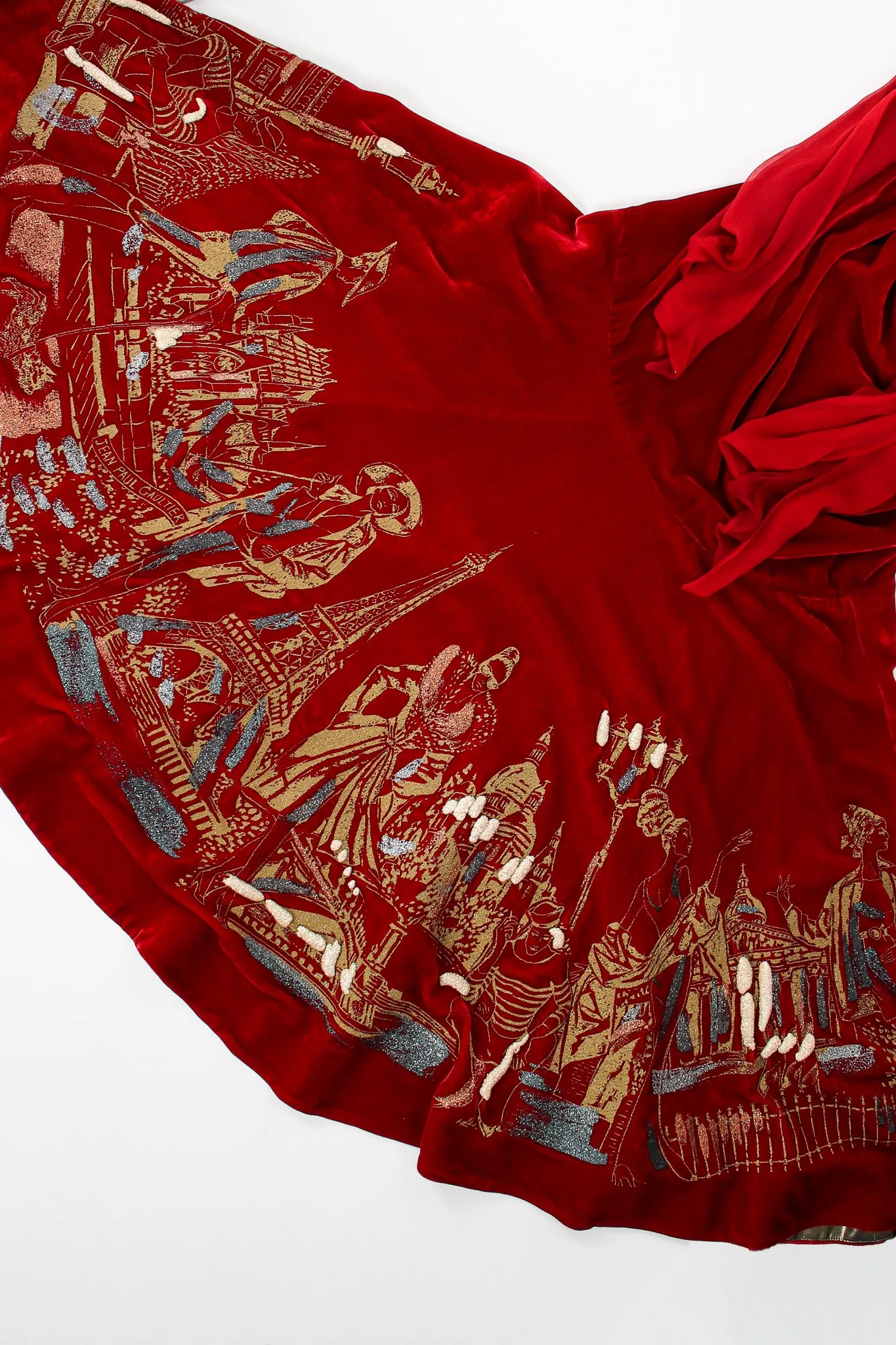 Parisienne Velvet Trumpet Gown
