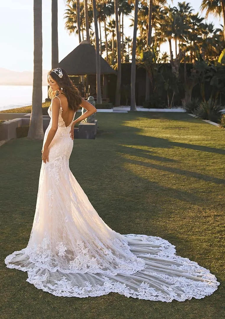 Pronovias: Shani