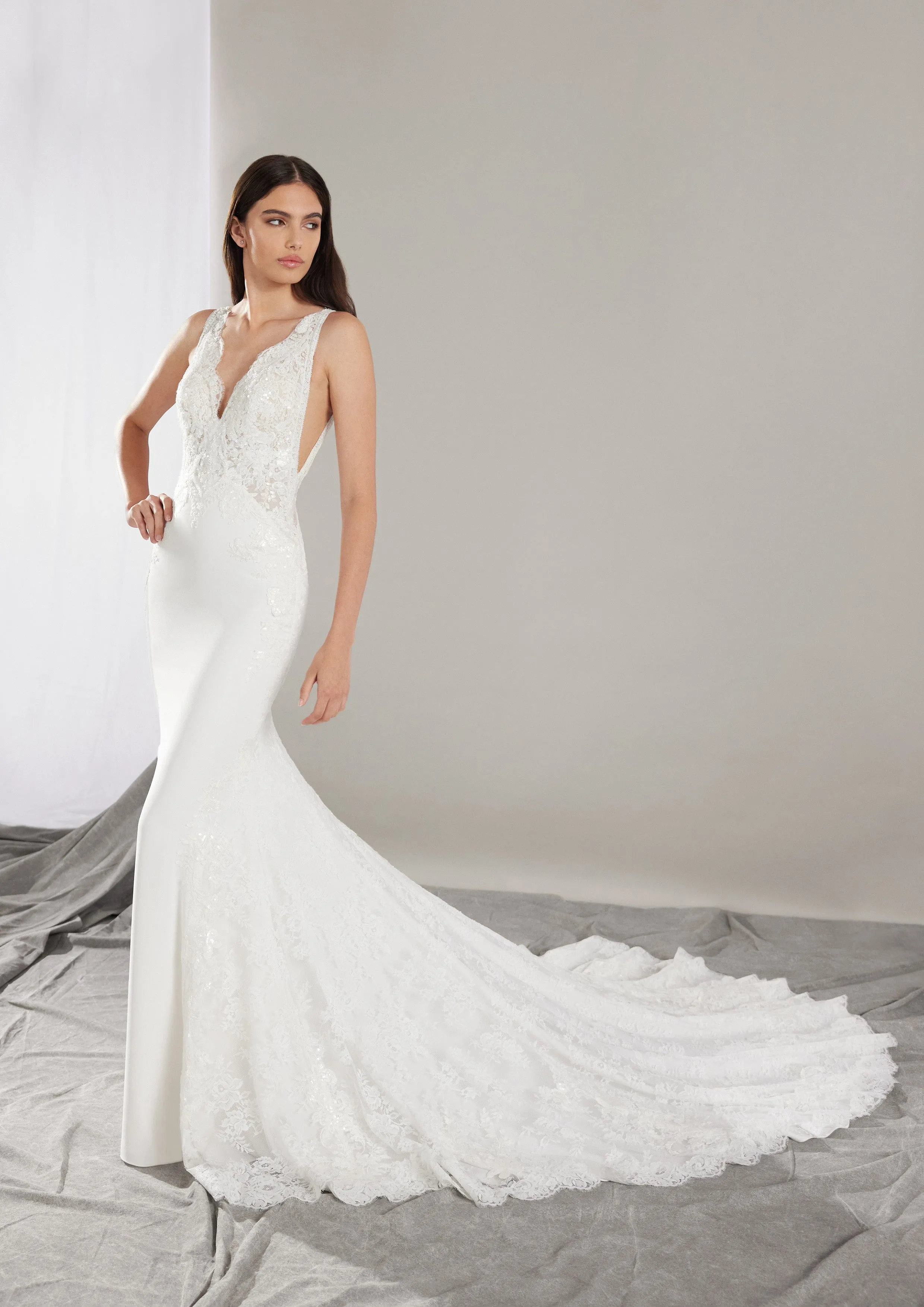 Pronovias: Trie