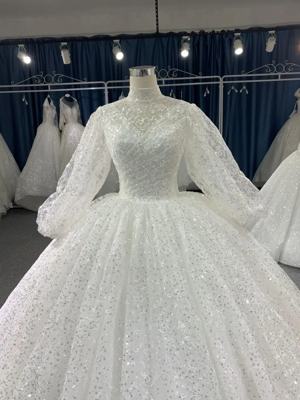 R2029 Sequin Embroider sew Layout Multi-large Wedding dress