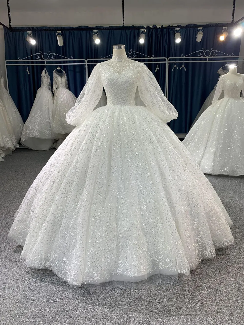 R2029 Sequin Embroider sew Layout Multi-large Wedding dress