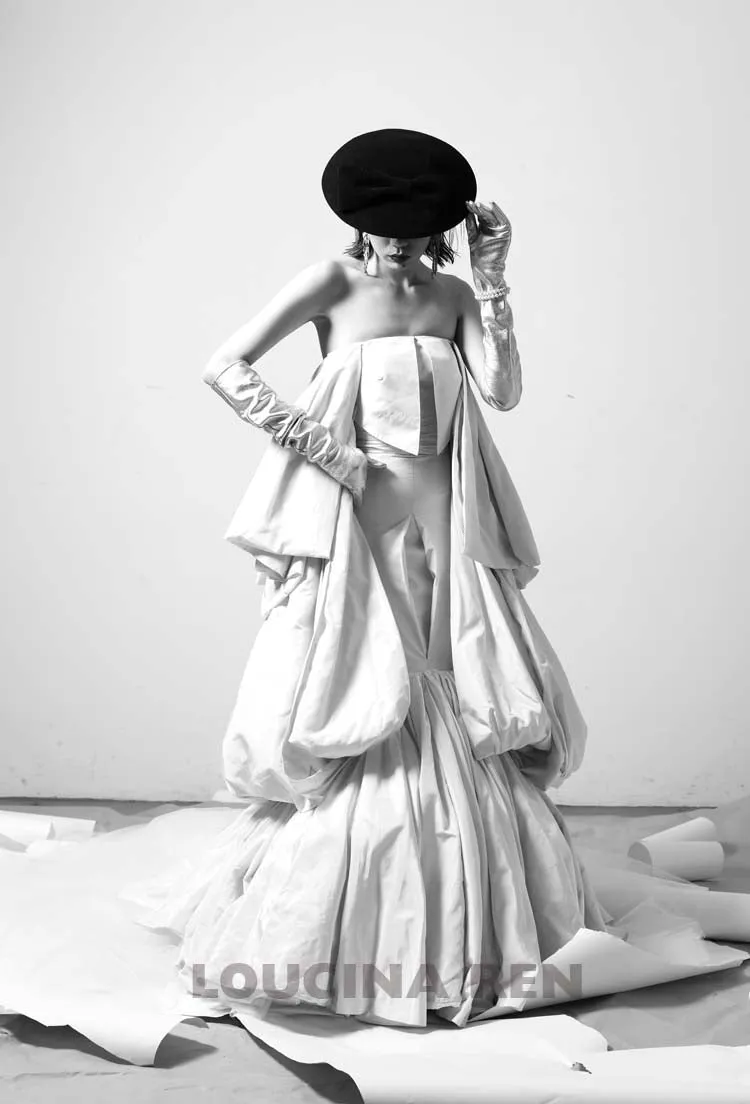 Romantic Strapless tiered Mermaid Taffeta Wedding Dress-LR_700004
