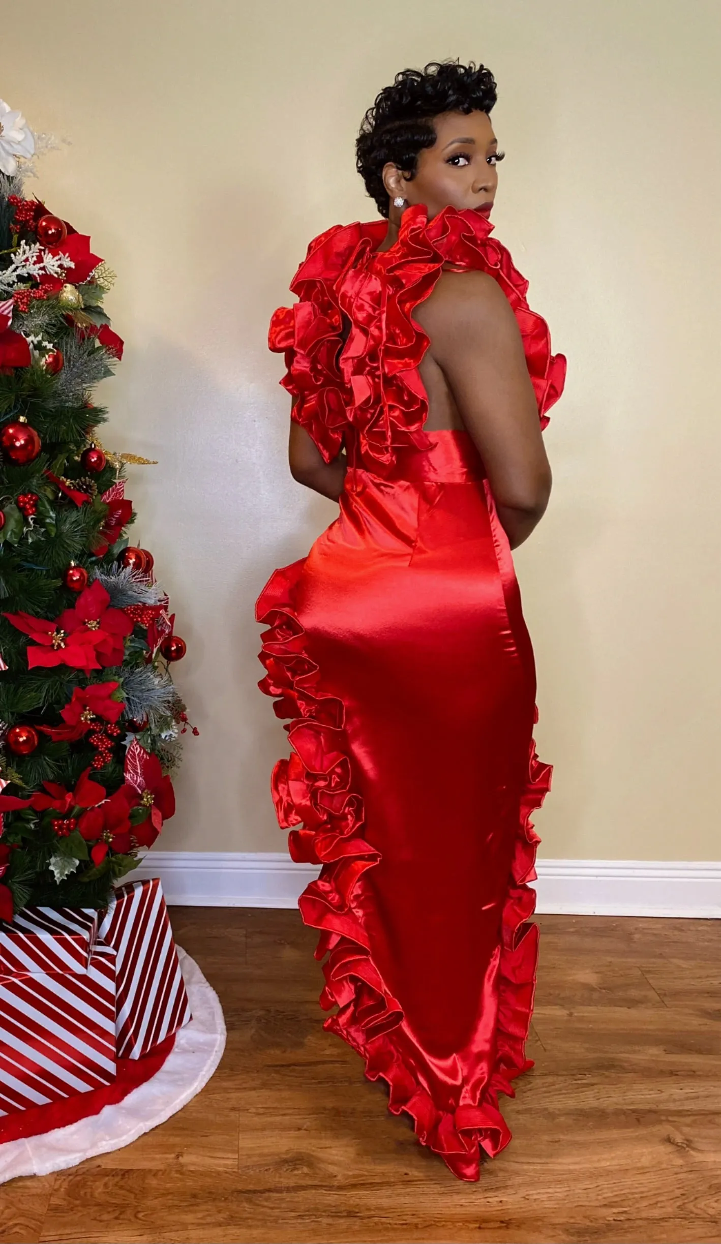RUFFLE BODYCON MAXI DRESS