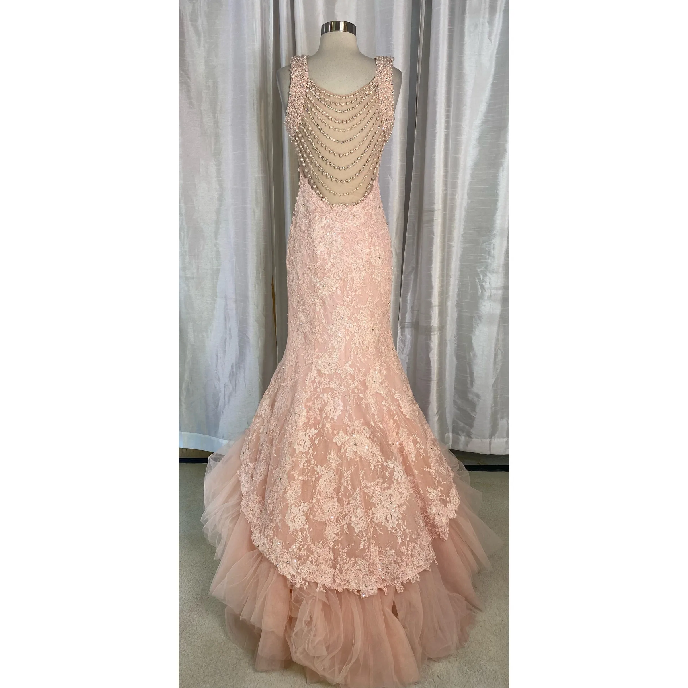SHERRI HILL Style 51114 baby pink ball gown Size 2