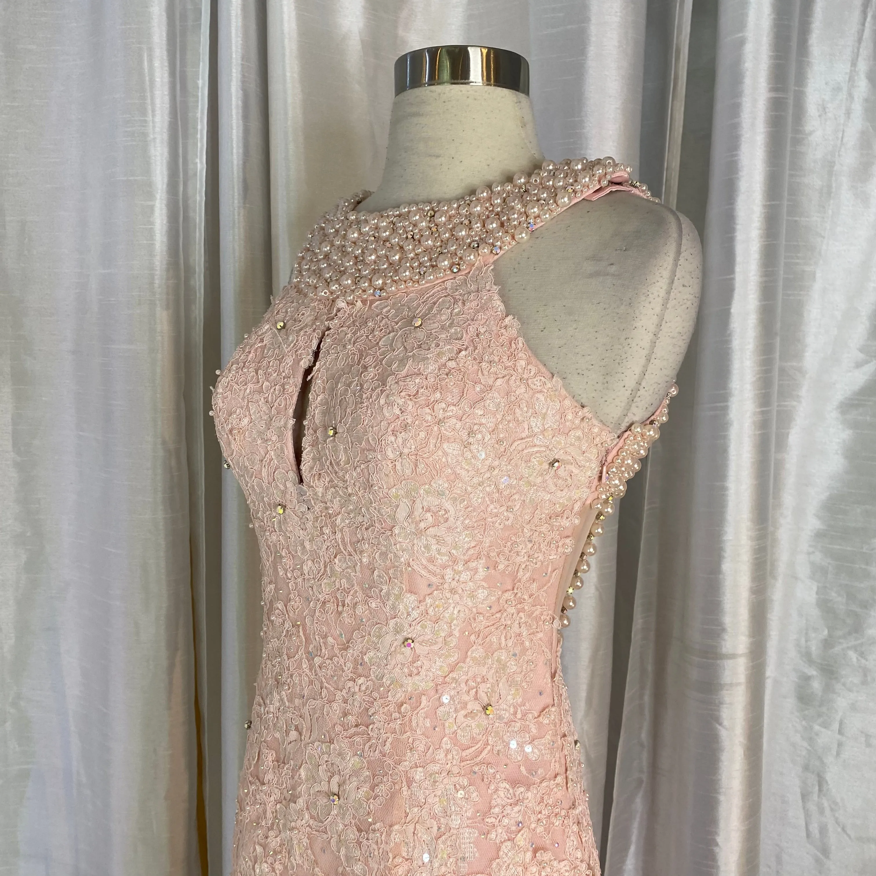 SHERRI HILL Style 51114 baby pink ball gown Size 2