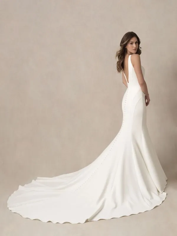 Size 12 Allure 9853 Ivory Gown