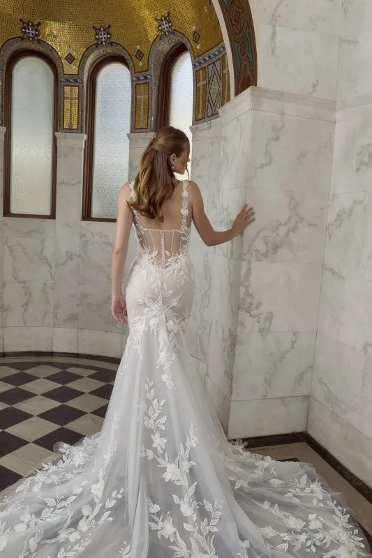 Size 18 Casablanca 2588 Minerva Nude/Ivory/Silver Gown