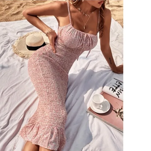 Smocked floral dress ruffle mermaid womens pink white