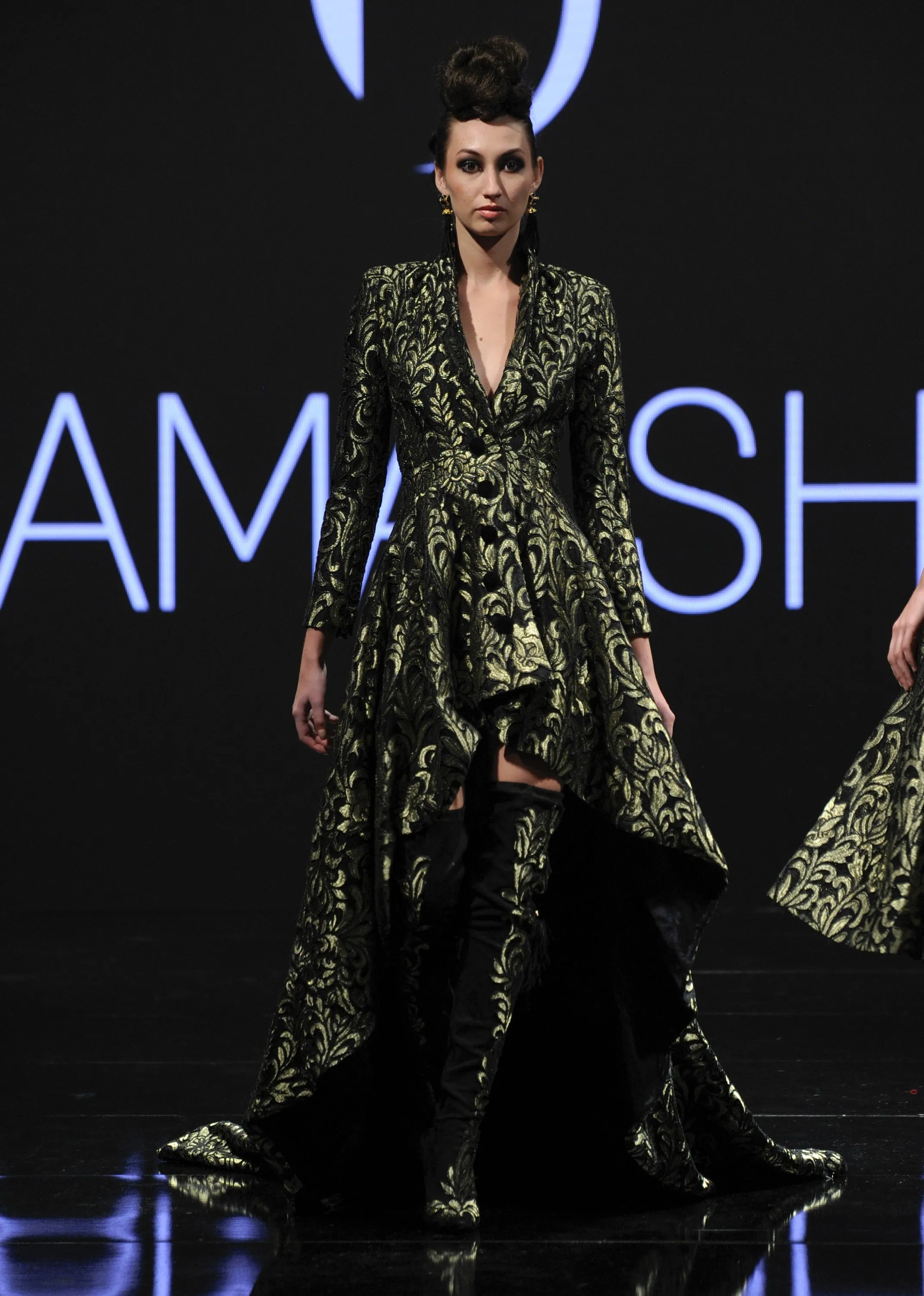 TEMPTATION Look 13