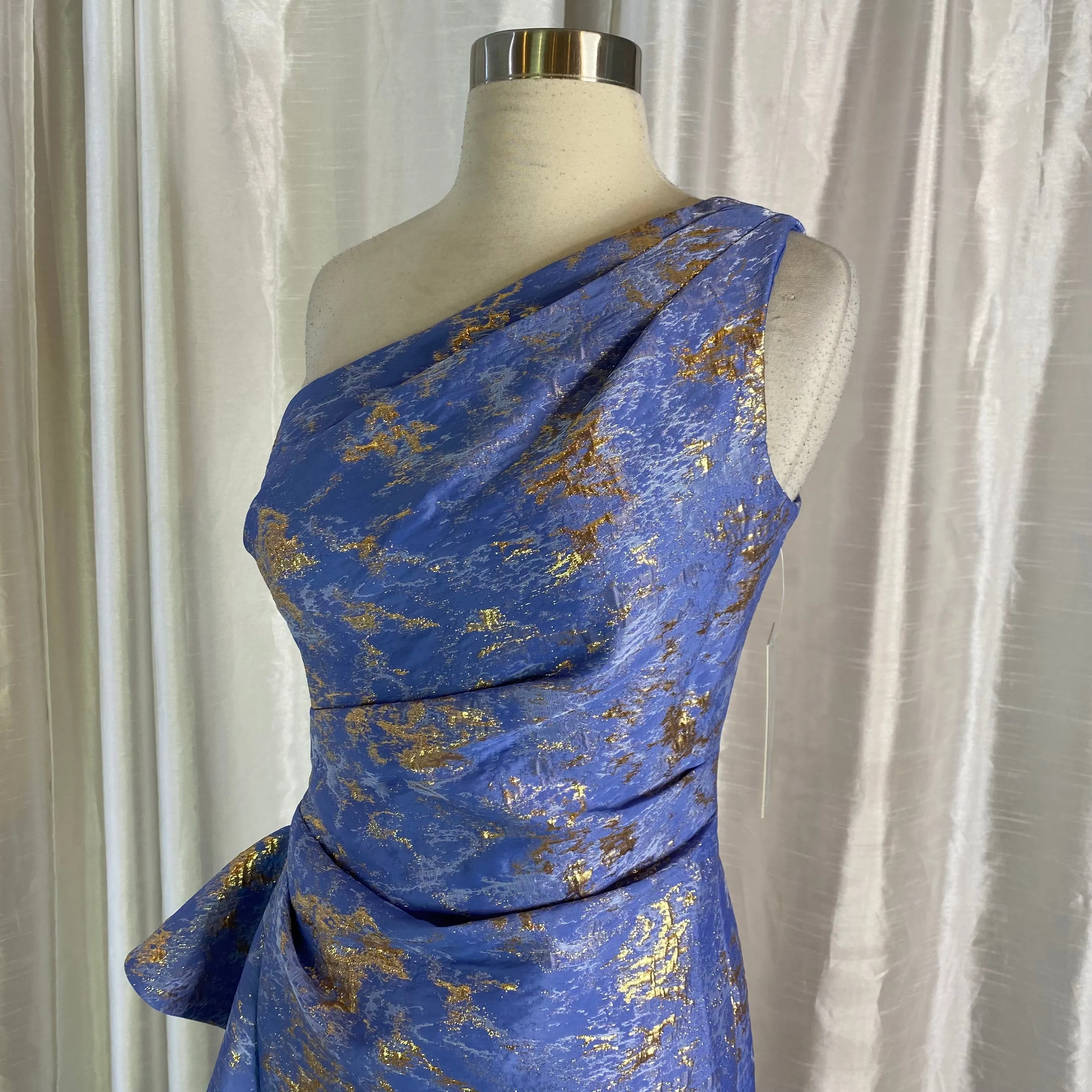 TERI JON Style #209064 Metallic Jacquard One-Shoulder Side-Ruffle Gown Sky Size 2 NWT