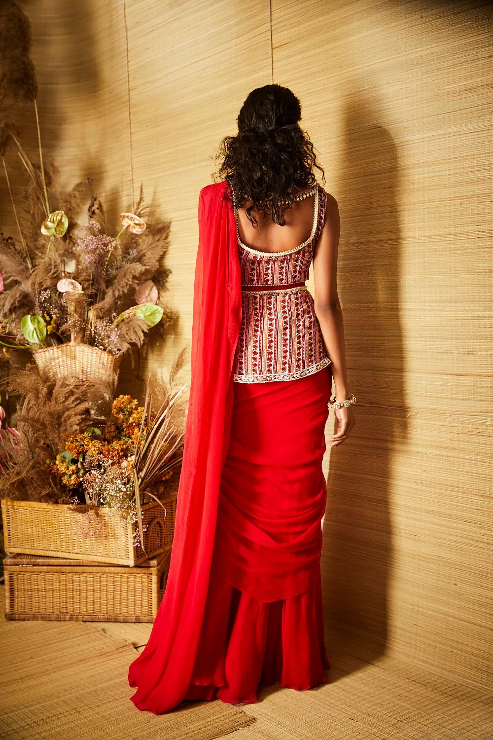 The Canna Sari