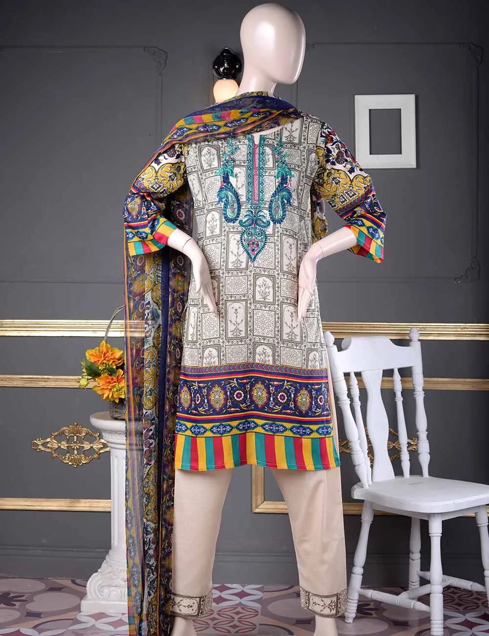 Un-stitched Embroidered Lawn (AQ-1B) Sunshine Era