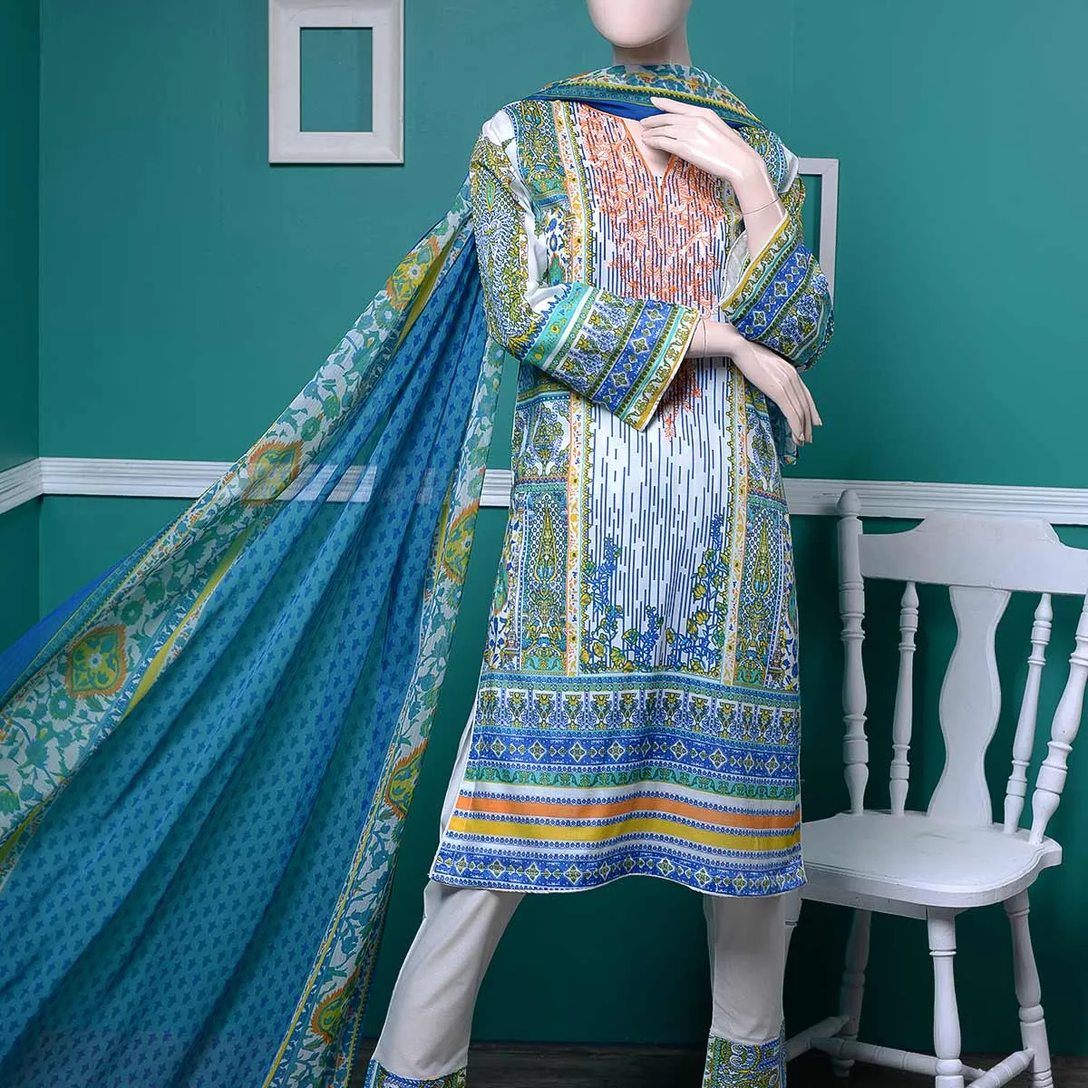 Un-stitched Embroidered Lawn (AY-3A) Drizzle