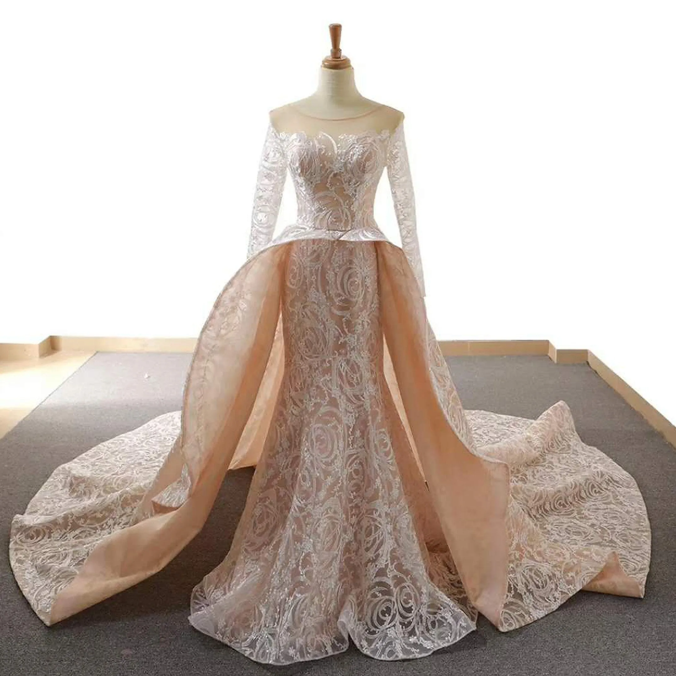 VB  Long Sleeve Mermaid Wedding Dress